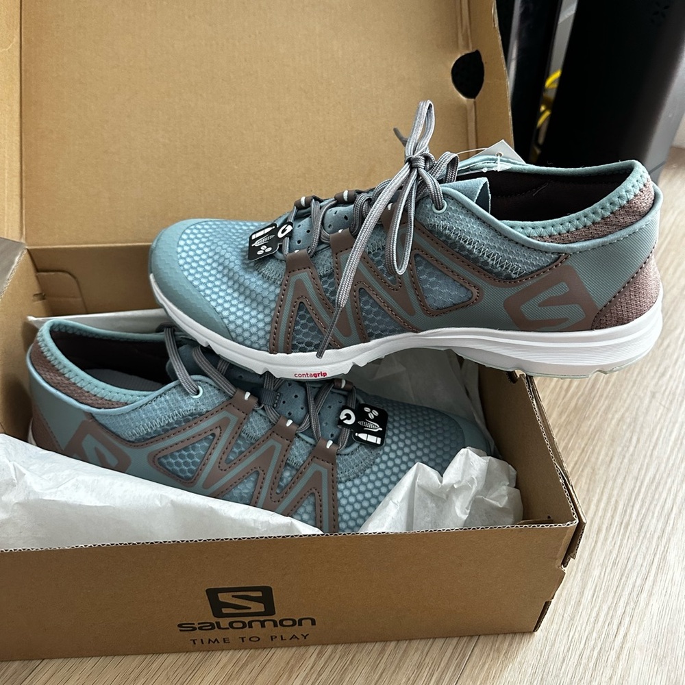 NIB Women’s Salomon Cross Amphibian Water Hiking Shoes 8.5 9